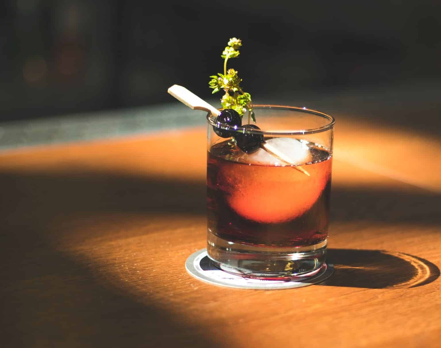 How to Calculate Liquor Cost in a Restaurant